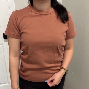 Uniqlo Women's Short Sleeve Tee - Orange